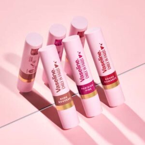 tonos bálsamos Vaseline Emily in Paris