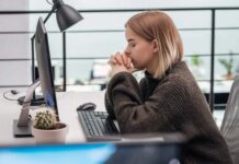 ¿Cómo mantener la salud mental tras la pérdida de un compañero de trabajo? importancia programas de salud mental empresarial