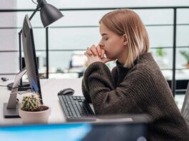 ¿Cómo mantener la salud mental tras la pérdida de un compañero de trabajo? importancia programas de salud mental empresarial