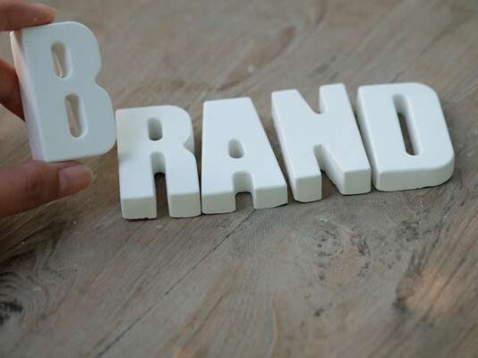 Brandelligence: ¿Cómo aprovechar el poder de la marca para incentivar al equipo de ventas? brandelligence para incentivar ventas