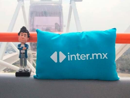 “Dale la Vuelta”, la invitación de inter.mx para ese seguro que pone tu mundo de cabeza campaña Dale la Vuelta inter.mx