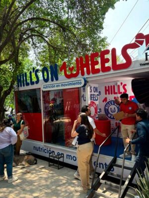 Hill's realizará consultas nutricionales gratuitas para mascotas en parques de la CDMX 1 consultorio móvil Hills on Wheels