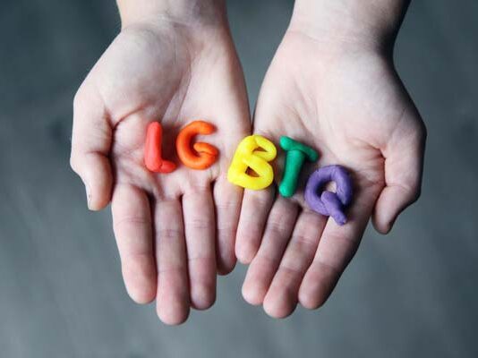Orgullo sin pose: ¿Cómo construir alianzas reales con la comunidad LGBTQIA+? cómo apoyar genuinamente a comunidad LGBTQIA+