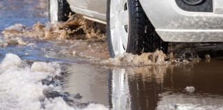 cómo conducir seguro en época de lluvias