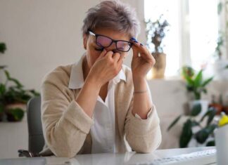 4 estrategias clave para reducir la fatiga y el estrés visual de tus colaboradores cómo reducir el estrés visual de los colaboradores