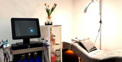 aparato tecnológico para diagnóstico de piel