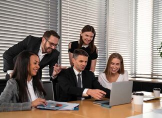 Las 6 habilidades que más valoran las empresas en jóvenes profesionistas en 2025 habilidades más valoradas en jóvenes profesionistas