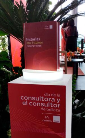 libro Historias que inspiran Natura y Avon
