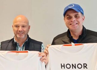 Luis García y Christian Martinoli embajadores de Honor