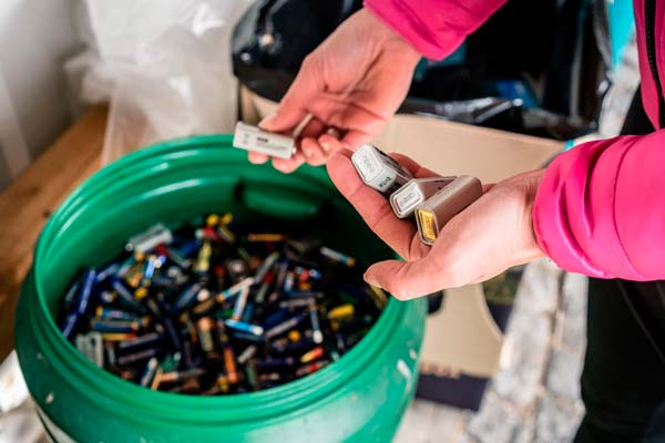 concurso de recolección de pilas Nuestro Planeta es la Neta