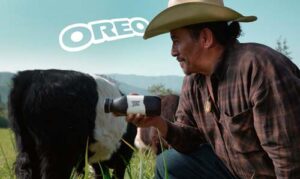 Las ‘Vacas OREO’ existen y esta campaña lo comprueba 1 leche Oreo