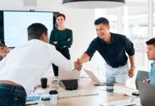 3 tips para que tu primer día de trabajo fluya con éxito tips para un primer día de trabajo exitoso