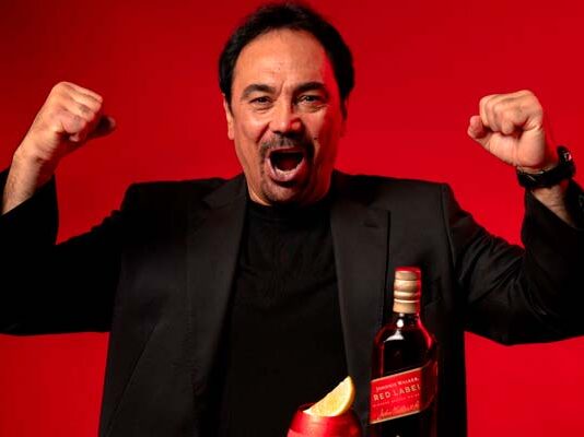 Johnnie Walker y Hugo Sánchez