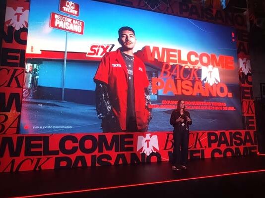 “Welcome Back, Paisano” de Tecate facilita la reintegración laboral de mexicanos repatriados Welcome back Paisano Tecate