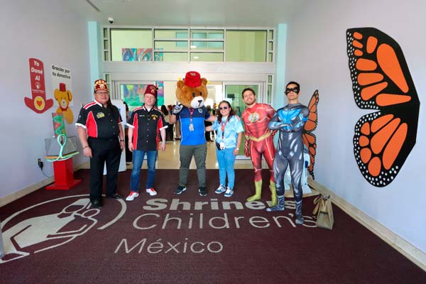 Shriners Children's celebra el Día de la Niñez