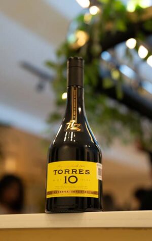 botella 77 años Bodegas Alianza Torres 10
