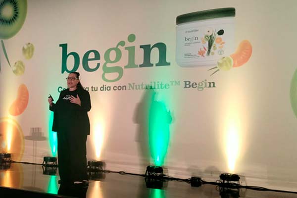lyndsay-rittman-nutrilite lanzamiento de Nutrilite Begin en México